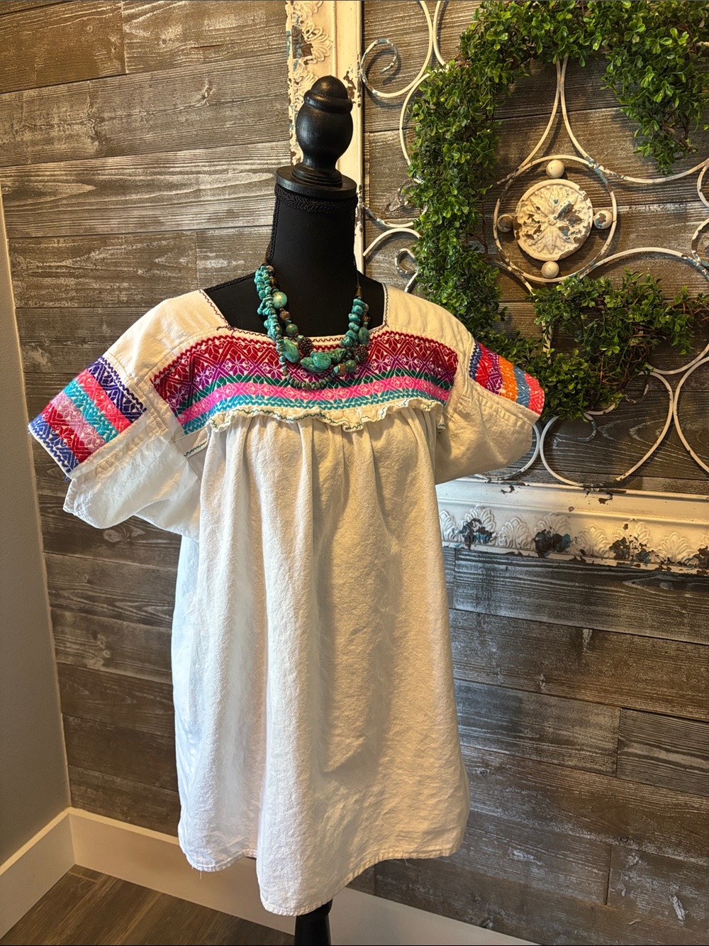 Mexican White (Size M 8/10) Boho Embroidered Tunic Top - Cotton